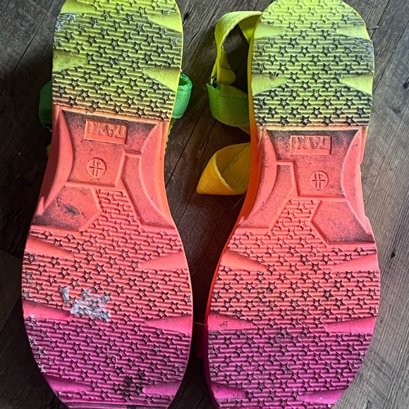 Neon platform Sandals - Picture 3 of 3